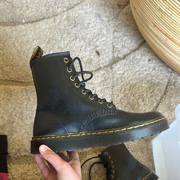 Doc martens - Picture 4 of 5